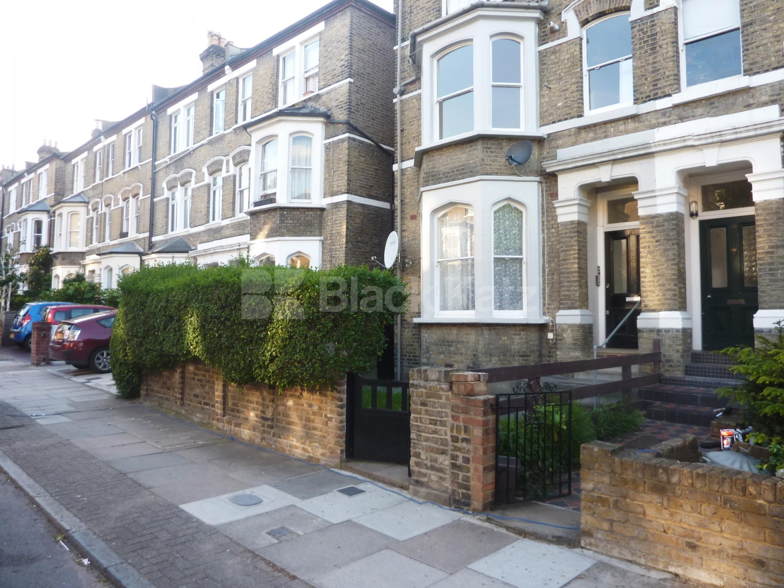 			NEW INSTRUCTION!, 1 Bedroom, 1 bath, 1 reception Flat			 Freegrove Road, CALEDONIAN ROAD N7